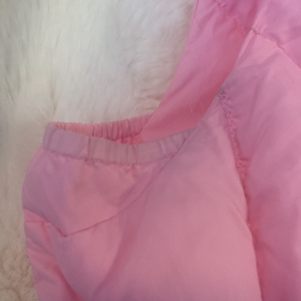 Add down vest - Picture 9 of 11